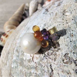 Pendente perla barocca e oro ”MARI DEL SUD” – perla barocca bianca, citrino, ametista, zirconi arancio- Pendente perla – pendente romantico