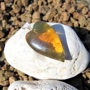 Pendente cuore ambra ”CUORE IMPERFETTO” – pendente ambra e argento – ambra messicana e argento