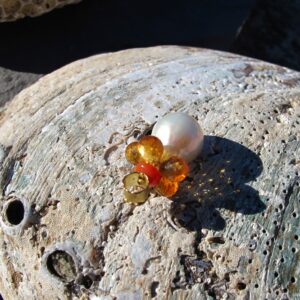 Pendente oro e perla  ”MARI DEL SUD” – perla barocca bianca, citrino, fire opal- Pendente perla – pendente romantico-